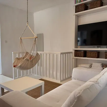 Apartment Leemore's *